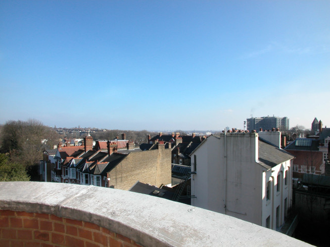 3 Pilgrims Lane - view
