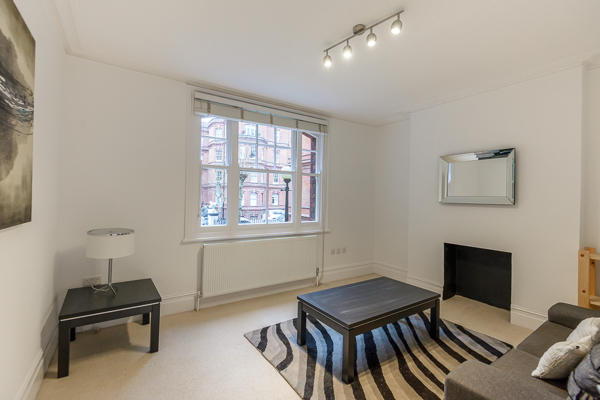 Queen's Club Gardens, W14