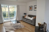 Studio flat to rent in Beaufort Park, NW9 £210pw