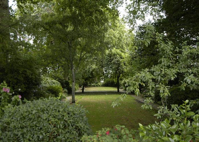 Ovington Square