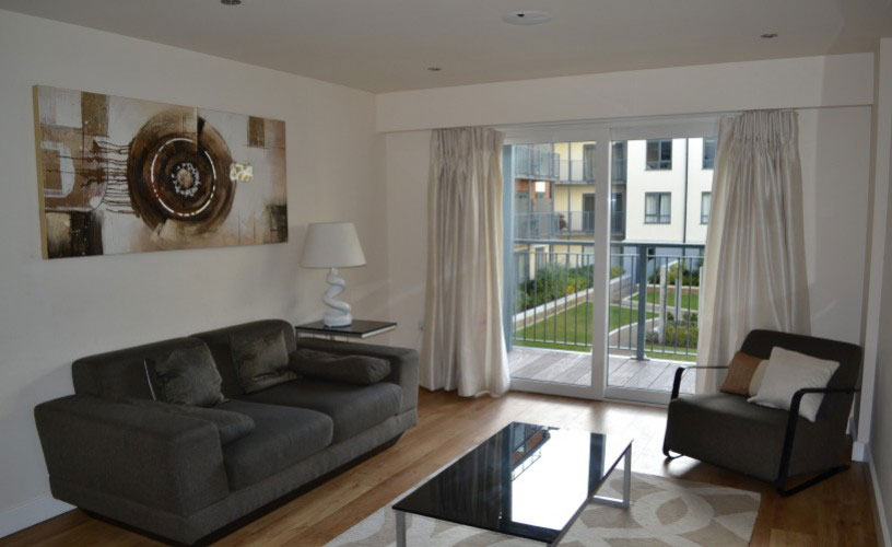 2 bed flat to rent in Beaufort Park, NW9 £400 per week