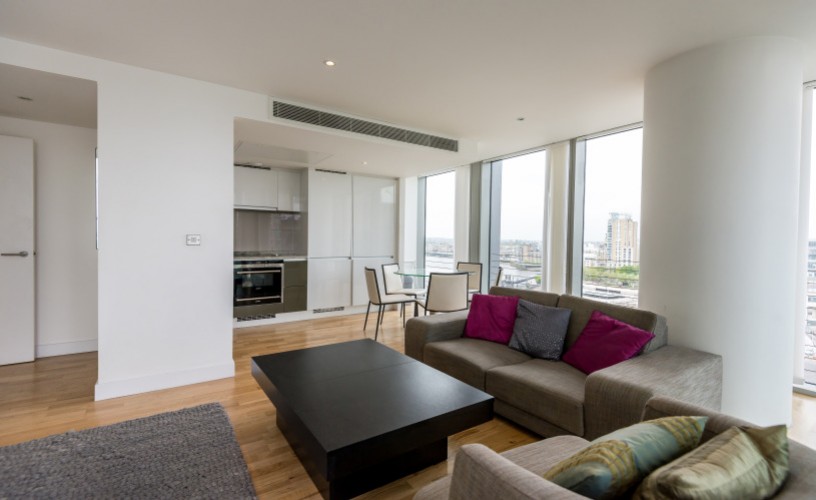 2 bed flat to rent in Canary Wharf, E14 £590 pw