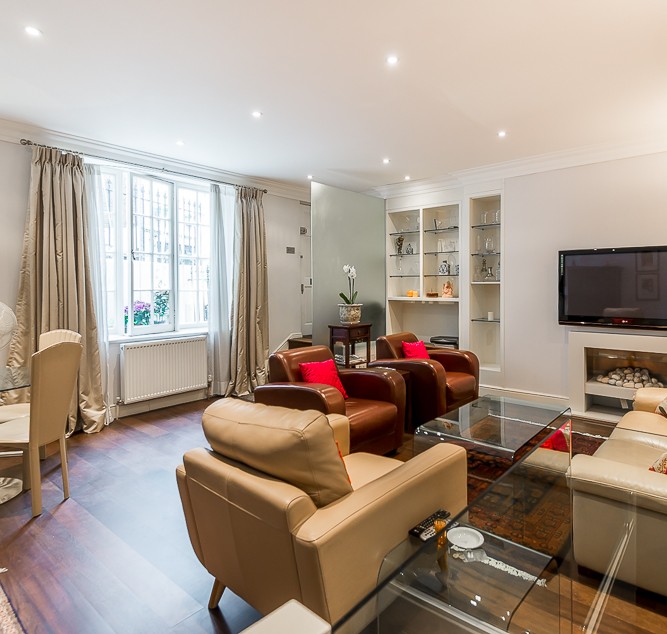 23A Hays Mews, Mayfair W1J 5PY - ReceptionA