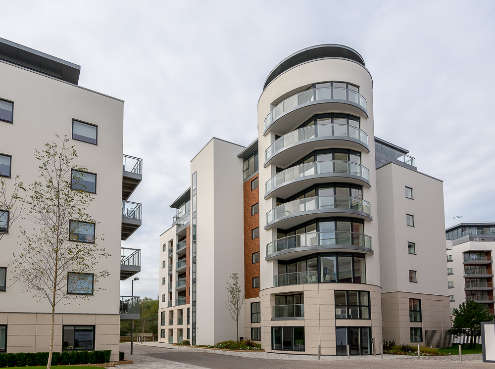 Kew Bridge West exterior