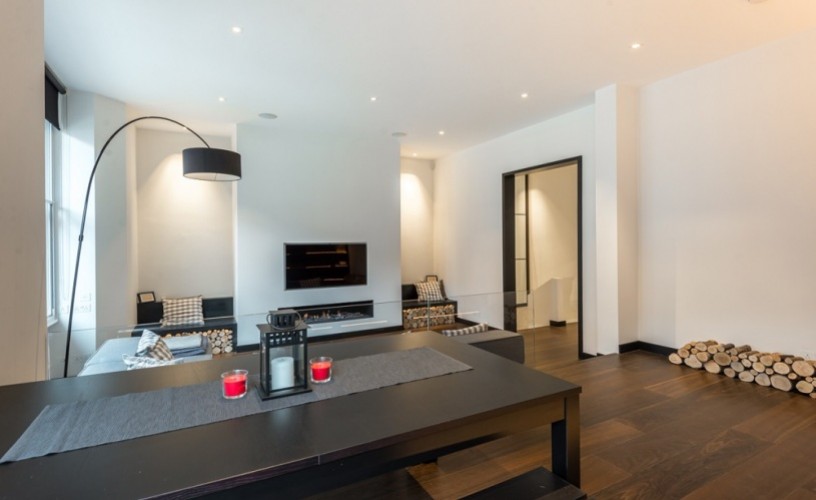 2 bed flat, Mayfair - £2,000 per week