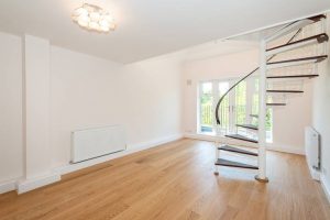 Newly refurbished apartment, Belsize Park, £1,000 per week