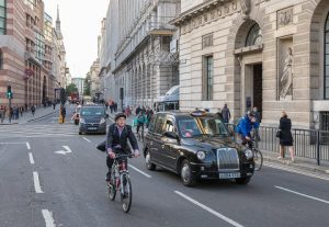 cyclist-in-the-city