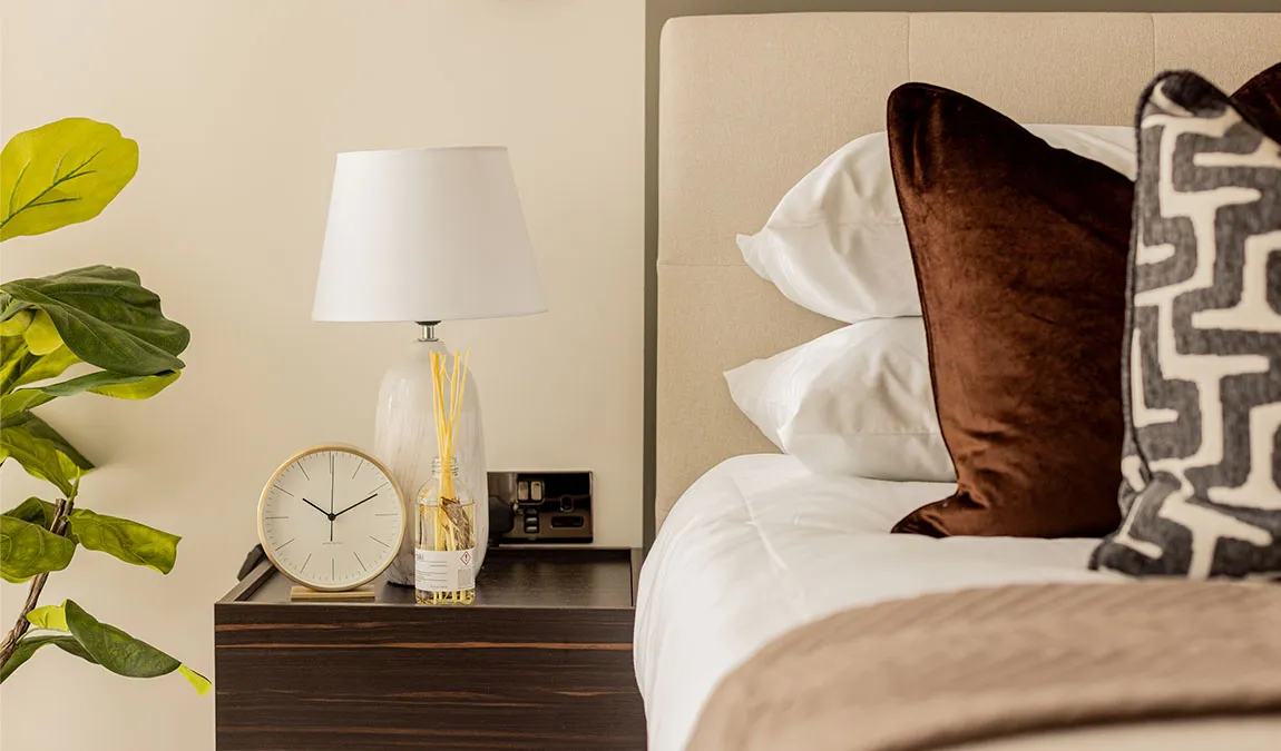 TModern bedroom