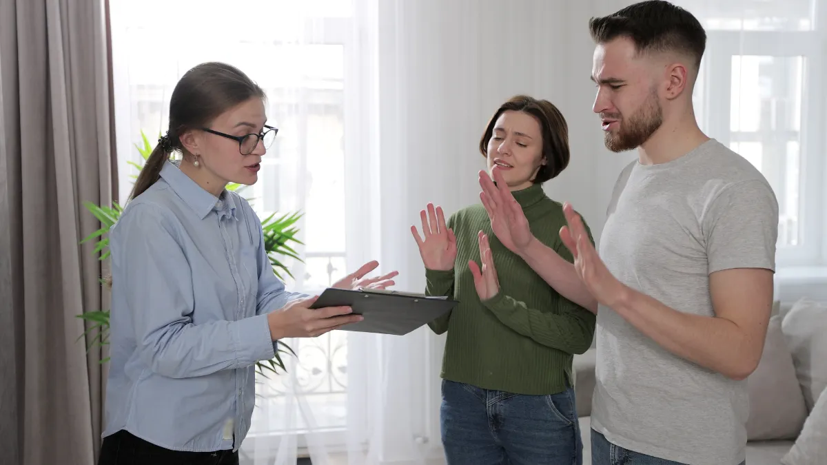 Poor vs great property marketing