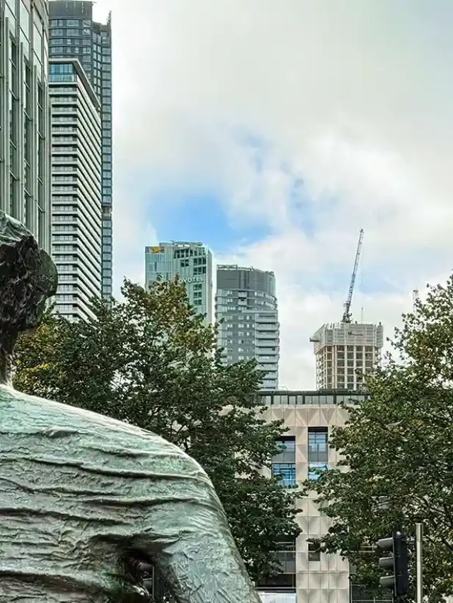 Tips for buying a London property image