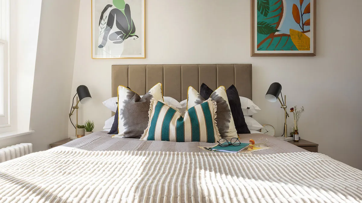 Bed and Pillow