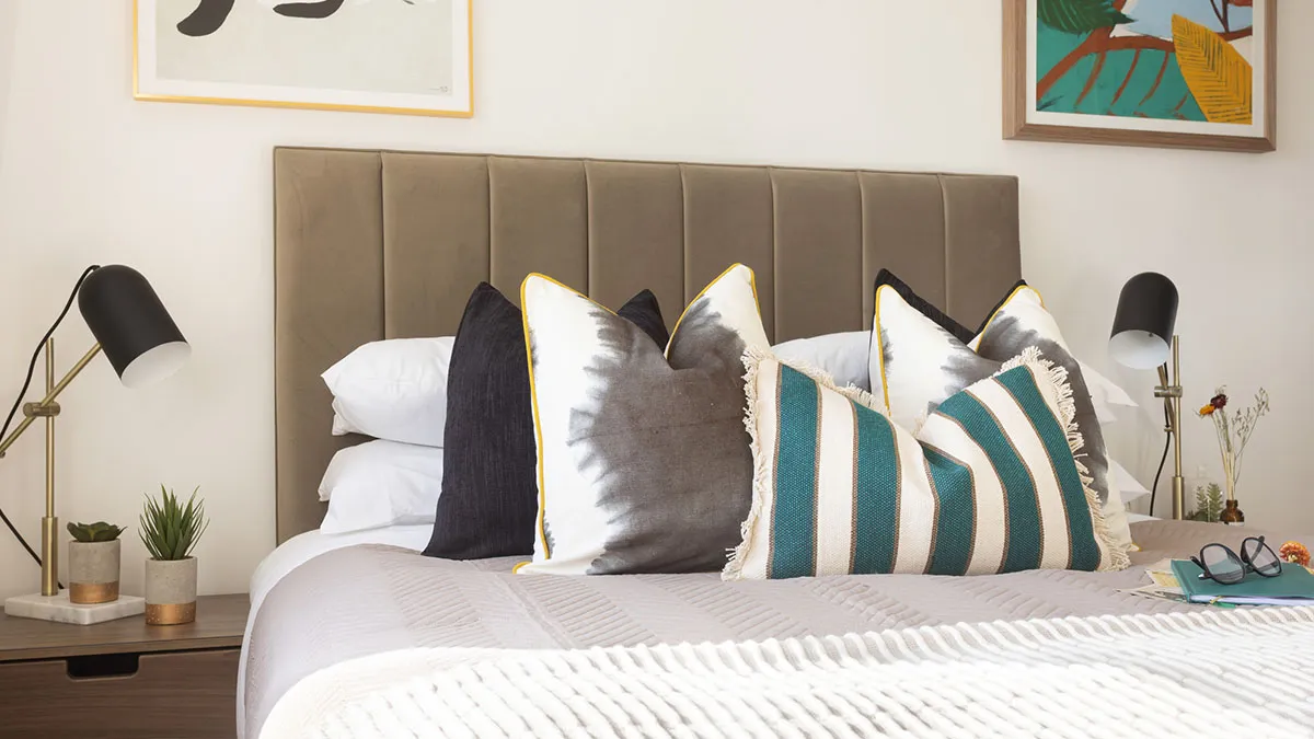 Modern bedroom