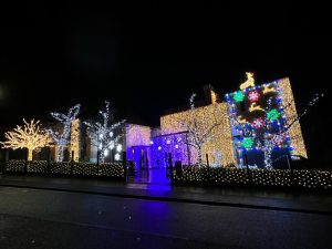 Christmas house move