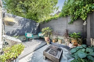 London property with garden